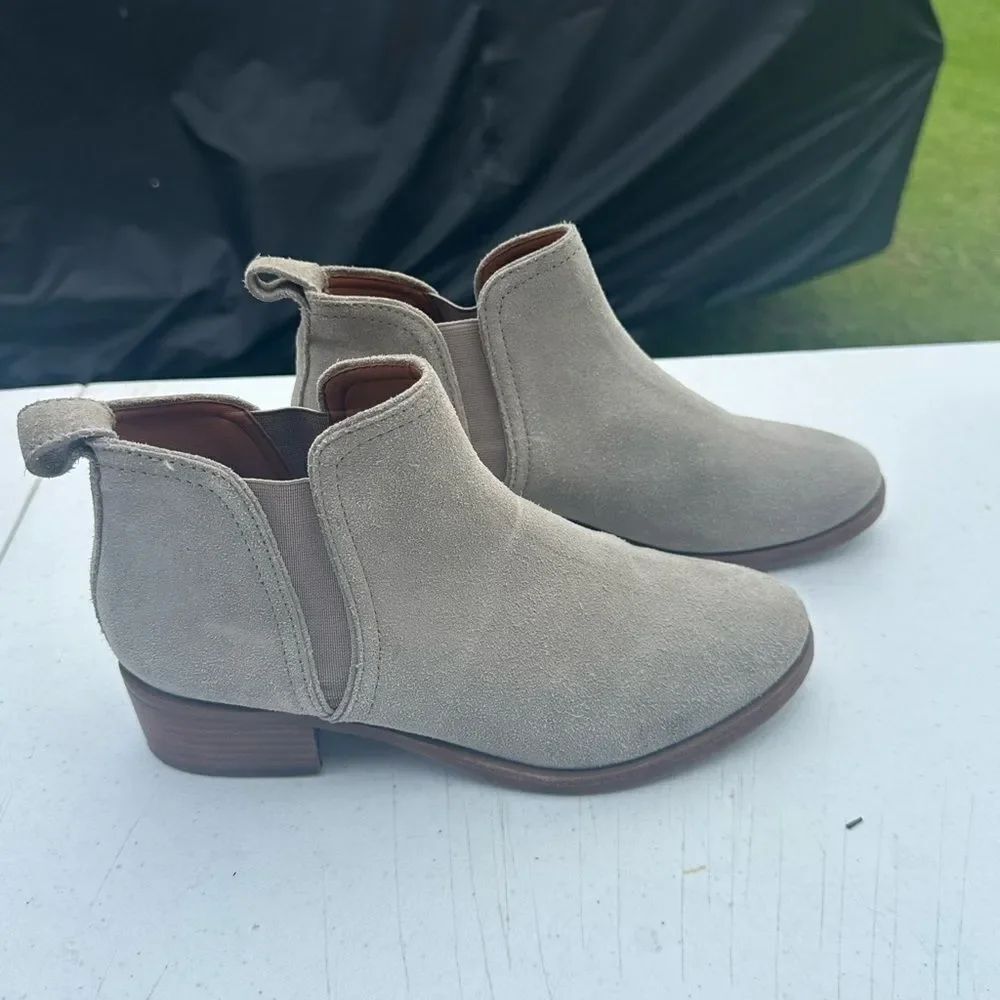Women's Lucky Brand Suede Ankle Boots - Cream